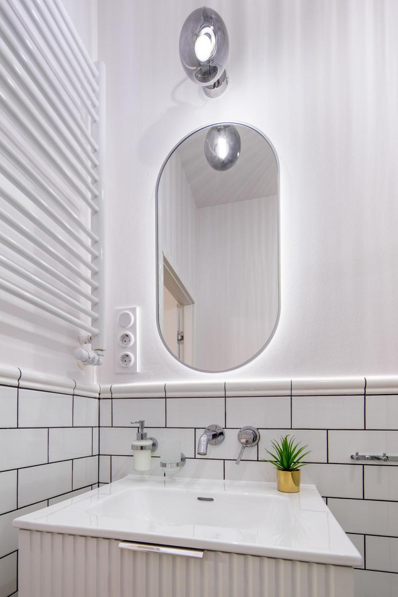 Discover Krakow Apartments - Lubomirskiego St - Classic & Modern - Near Main Station, Netflix And Ac Zewnętrze zdjęcie