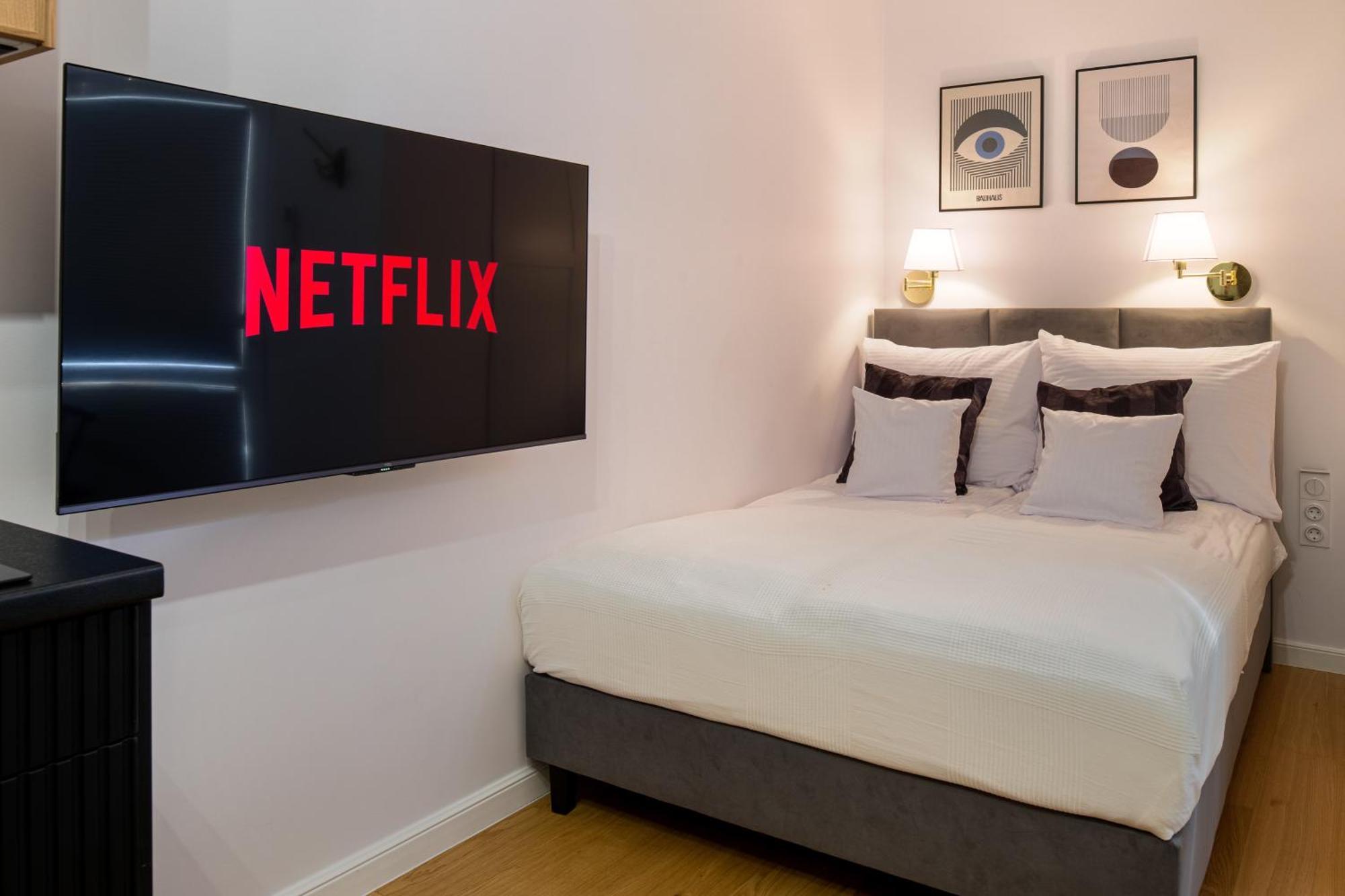 Discover Krakow Apartments - Lubomirskiego St - Classic & Modern - Near Main Station, Netflix And Ac Zewnętrze zdjęcie